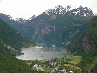 Fil:Geirangerfjord.jpg