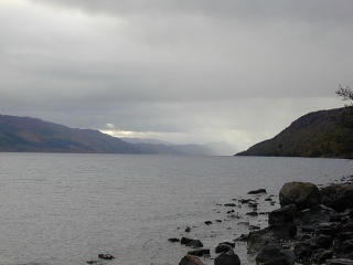 File:Loch ness-1241.jpg