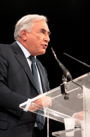 Dominique Strauss-Kahn 2007-05-29.jpg