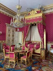 File:Chambre de l'Empereur au château de Compiègne.jpg