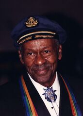 File:Chuck Berry in 2000.jpg