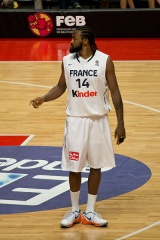 Fil:Ronny Turiaf - 01.jpg